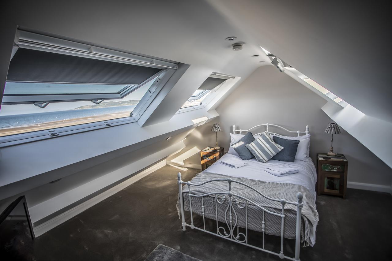 Waters Edge Holiday Apartments Benllech Bagian luar foto