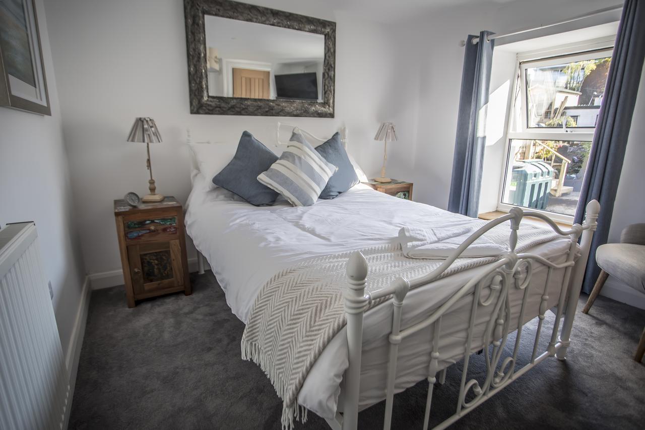 Waters Edge Holiday Apartments Benllech Bagian luar foto